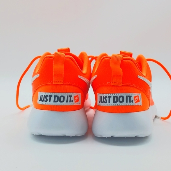 Nike Rosche 1 Premium 'Total Orange' Streetwear/Running Shoes Size 6 for Women - Picture 6 of 11